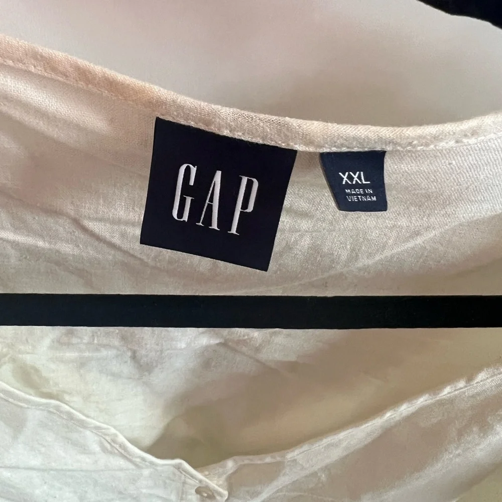 XXL Gap White Linen Blend V-Neck Short Sleeve Button Up - Picture 2 of 2
